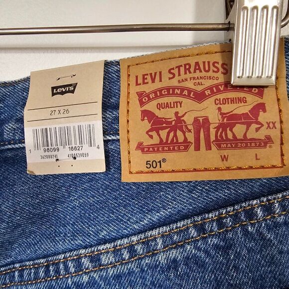 NWT LEVI'S 501 STRAIGHT RIPPED JEANS 27 X 26 WOMENS - Picture 5 of 16
